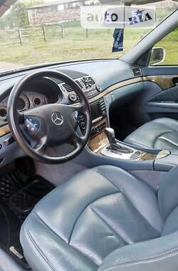 Седан Mercedes-Benz E-Class 2003 в 