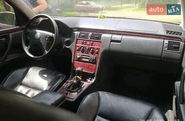 Универсал Mercedes-Benz E-Class 2001 в 