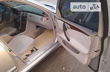 Седан Mercedes-Benz E-Class 2000 в 