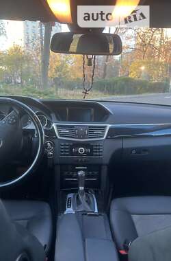 Седан Mercedes-Benz E-Class 2009 в Одессе