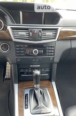 Универсал Mercedes-Benz E-Class 2011 в Киеве