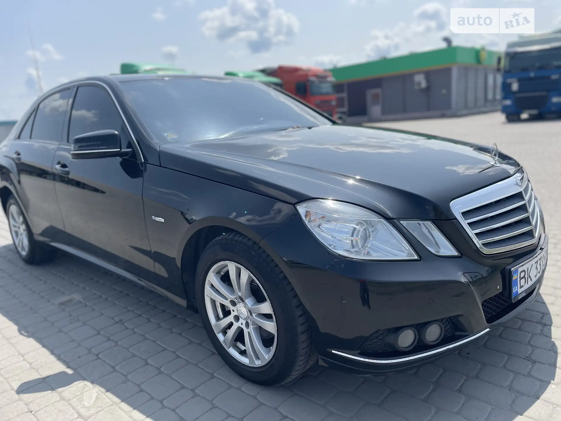 2010 Mercedes-Benz E-klasse - мініатюра 3