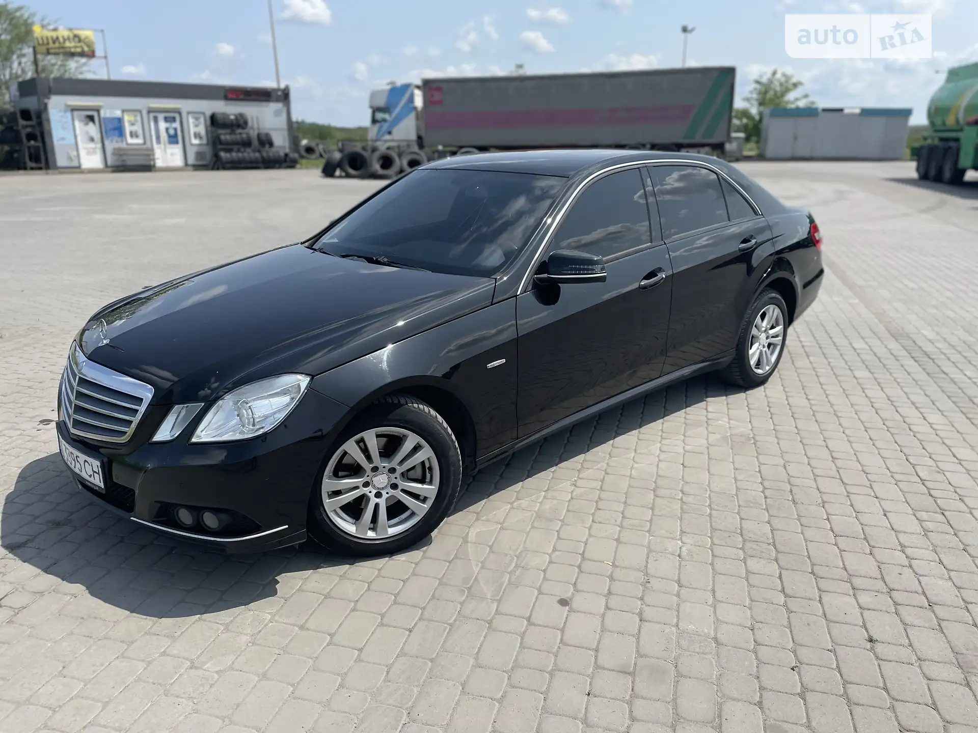 2010 Mercedes-Benz E-klasse - мініатюра 12