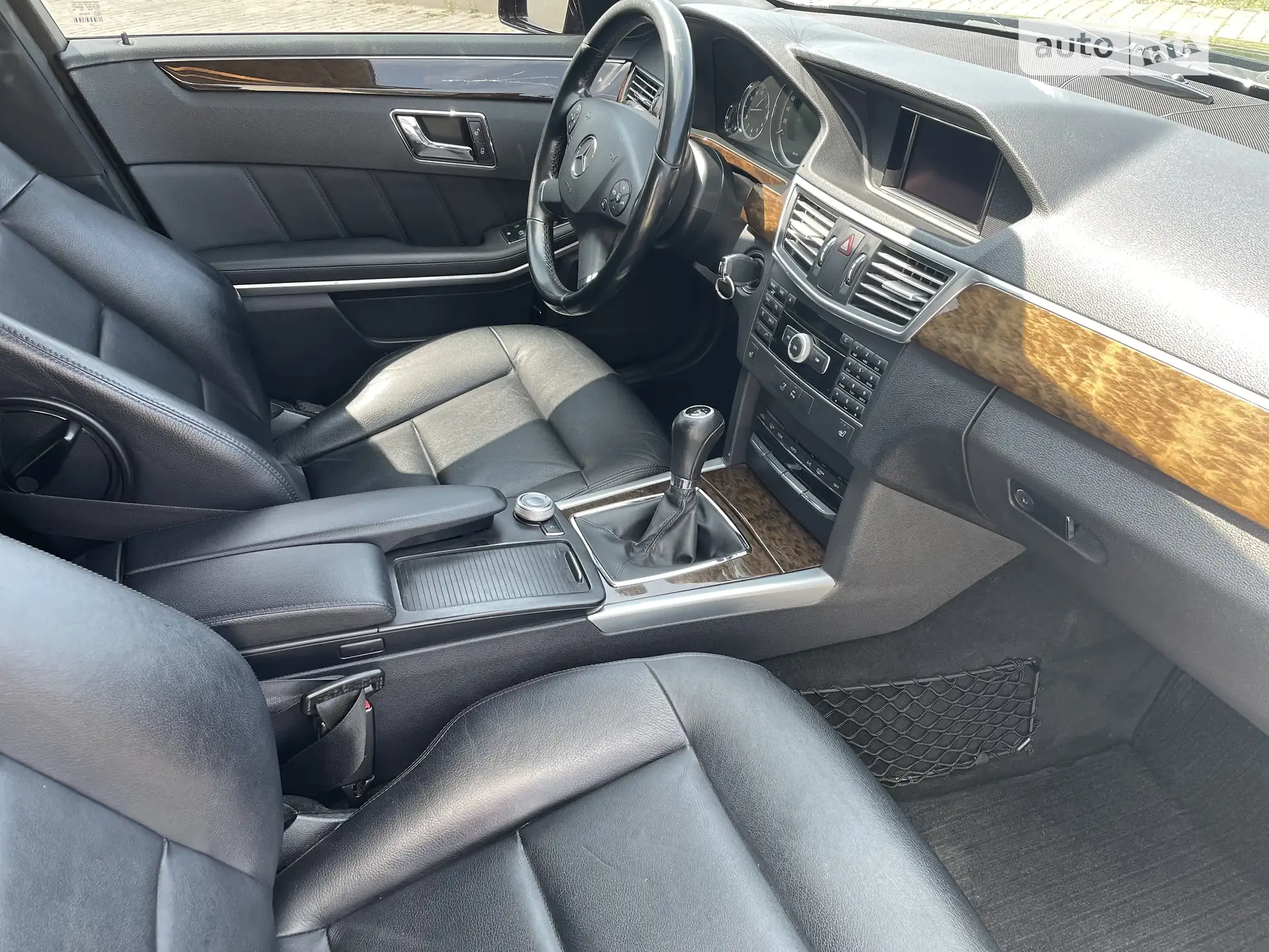 2010 Mercedes-Benz E-klasse - мініатюра 18