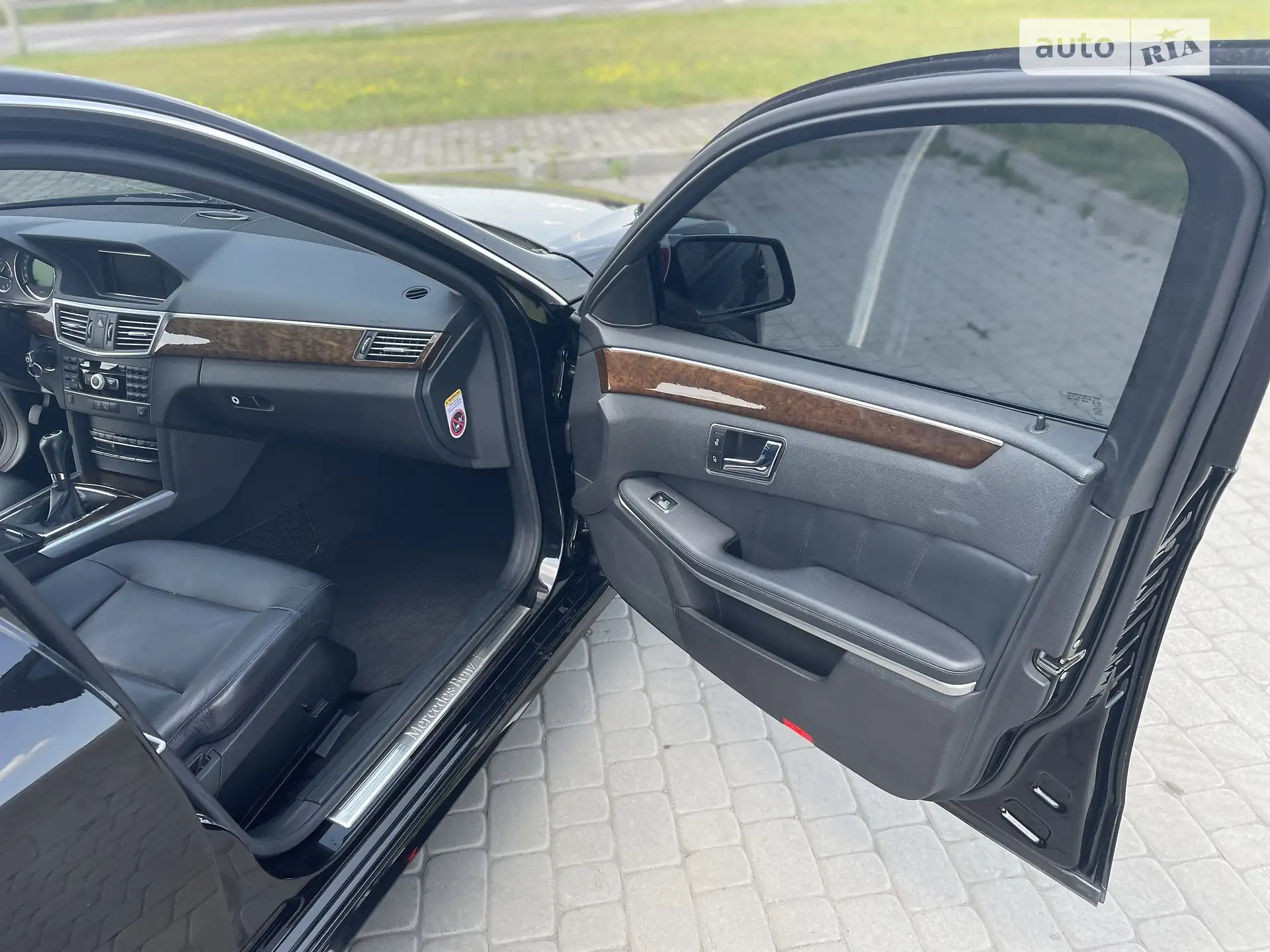 2010 Mercedes-Benz E-klasse - мініатюра 25