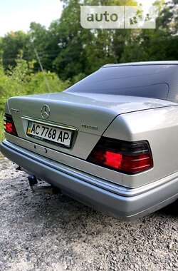 Седан Mercedes-Benz E-Class 1995 в Луцьку