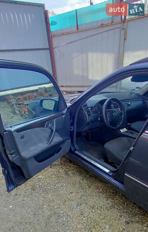 Универсал Mercedes-Benz E-Class 2001 в Полтаве