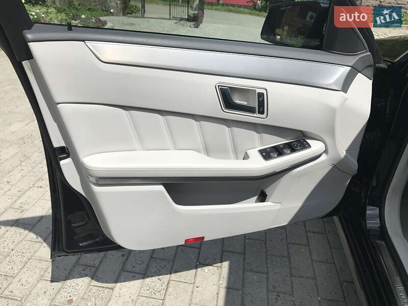 Універсал Mercedes-Benz E-Class 2014 в Ужгороді