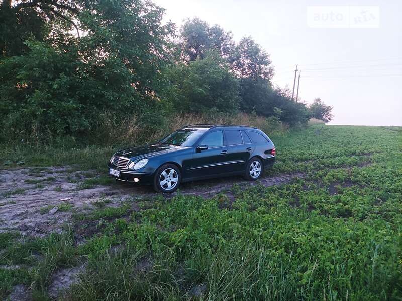 Универсал Mercedes-Benz E-Class 2004 в Сокале