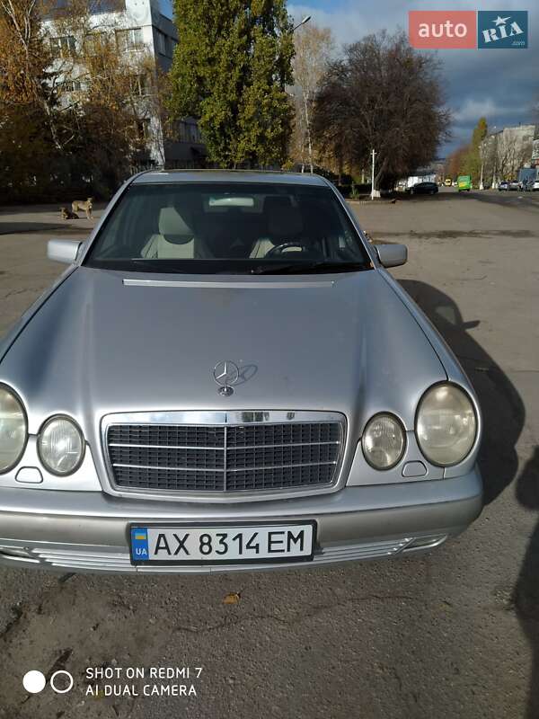 Седан Mercedes-Benz E-Class 1997 в Харкові