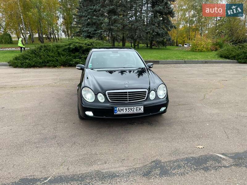 Mercedes-Benz E-Class 2005