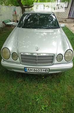 Седан Mercedes-Benz E-Class 1997 в Житомирі