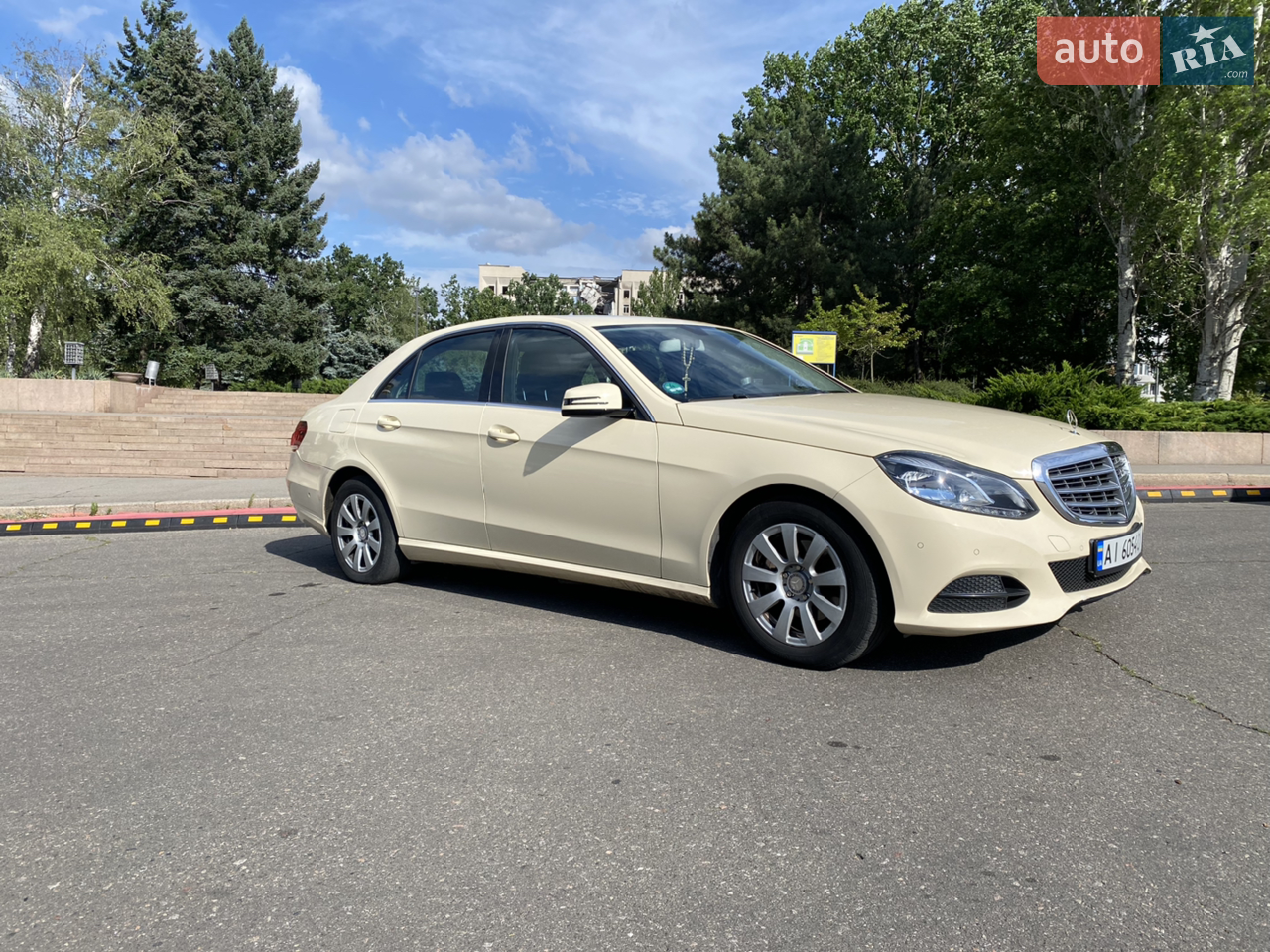 2014 Mercedes-Benz E-klasse - мініатюра 31