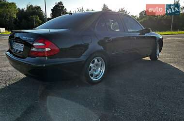 Седан Mercedes-Benz E-Class 2004 в 
