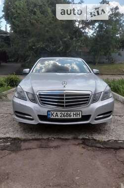 Седан Mercedes-Benz E-Class 2010 в Прилуках