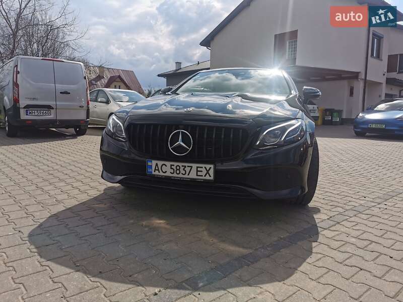 Купе Mercedes-Benz E-Class 2018 в Нововолынске фото 4 Купе Mercedes-Benz E-Class 2018 в Нововолынске