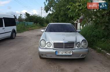 Седан Mercedes-Benz E-Class 1998 в Светловодске