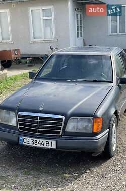 Седан Mercedes-Benz E-Class 1989 в 