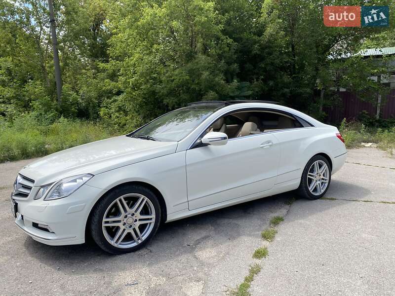 Купе Mercedes-Benz E-Class 2010 в Запорожье