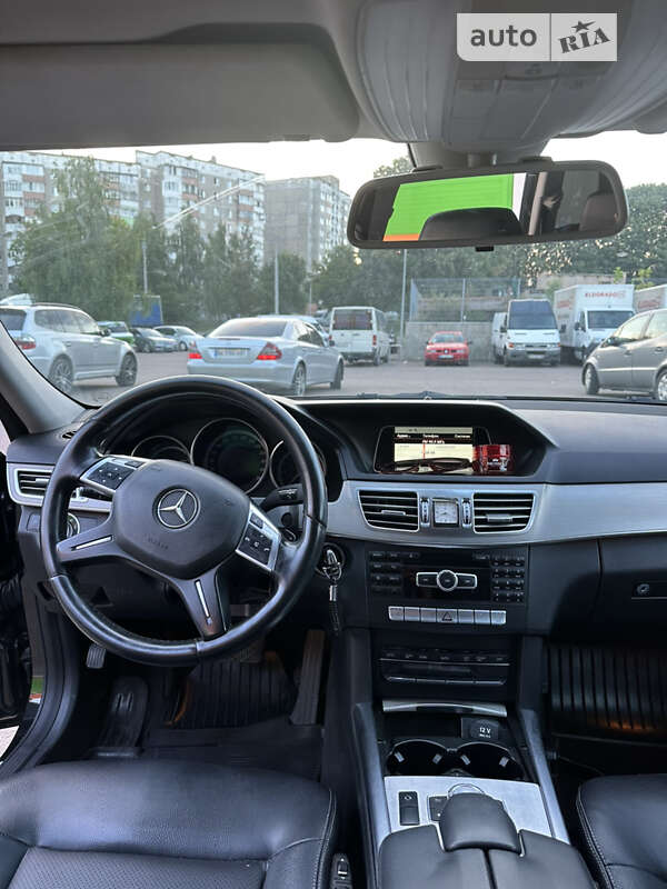 Універсал Mercedes-Benz E-Class 2013 в Рівному