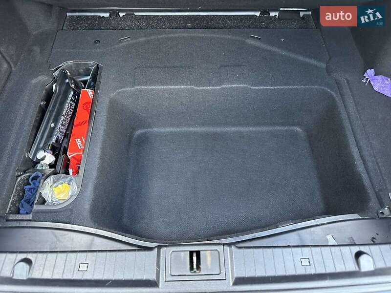 Седан Mercedes-Benz E-Class 2005 в Львове