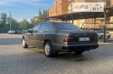 Седан Mercedes-Benz E-Class 1991 в Баштанке