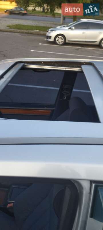 Седан Mercedes-Benz E-Class 1994 в Львові