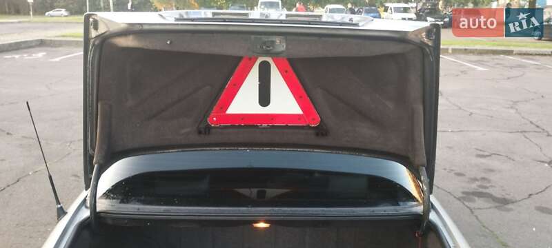 Седан Mercedes-Benz E-Class 1994 в Львові