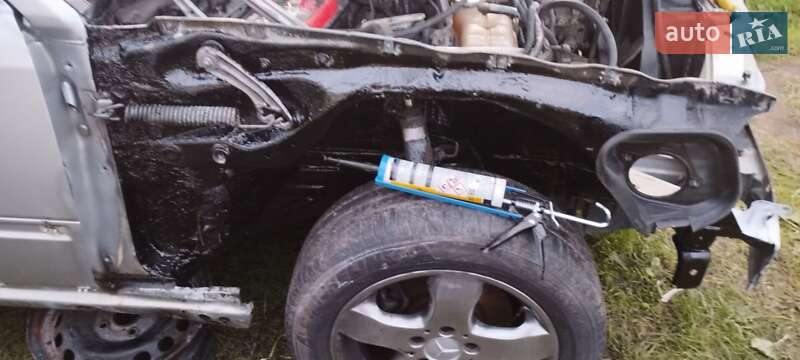 Седан Mercedes-Benz E-Class 1994 в Львові