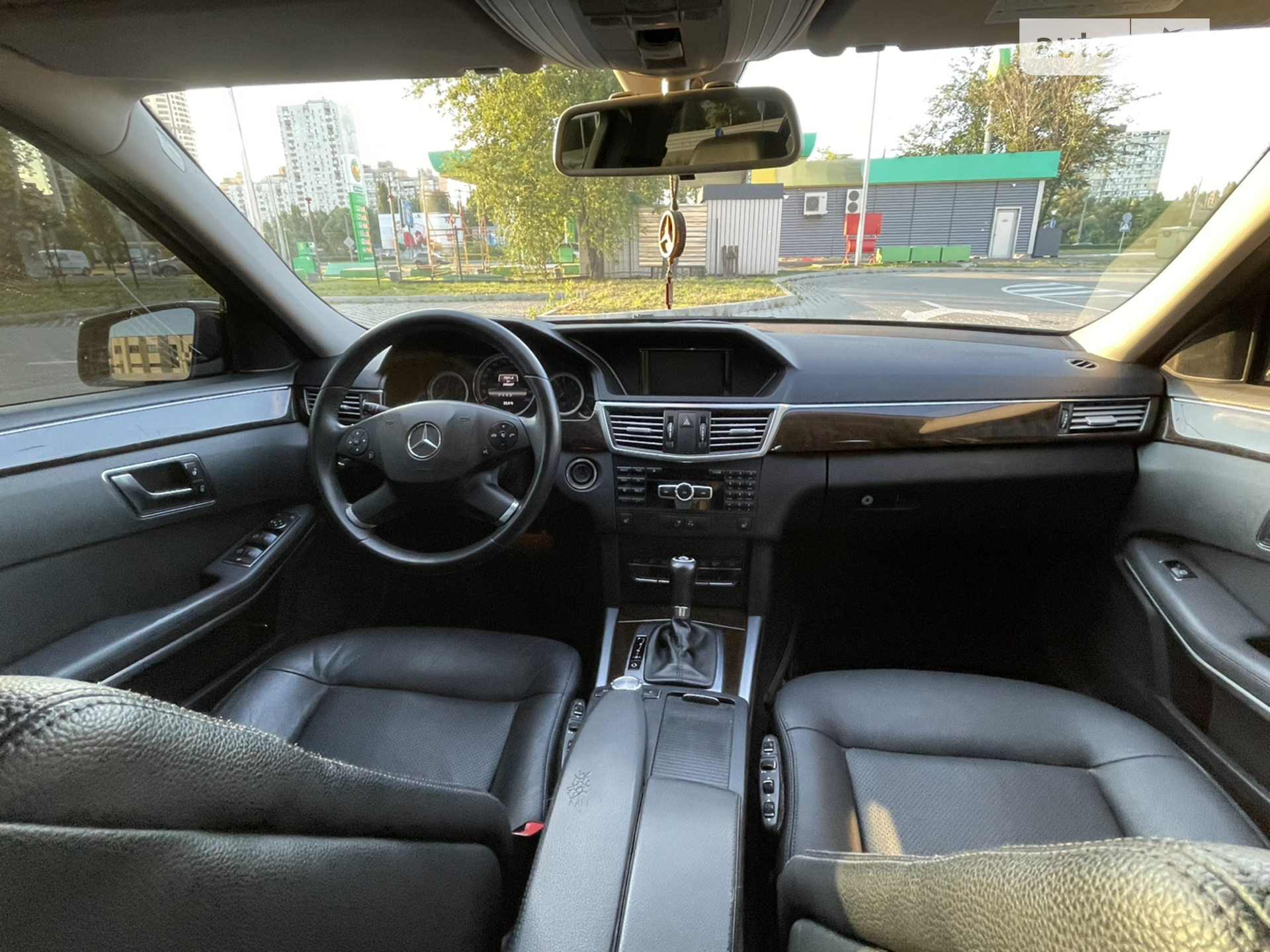 2013 Mercedes-Benz E-klasse - мініатюра 14