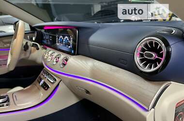 Купе Mercedes-Benz E-Class 2019 в 