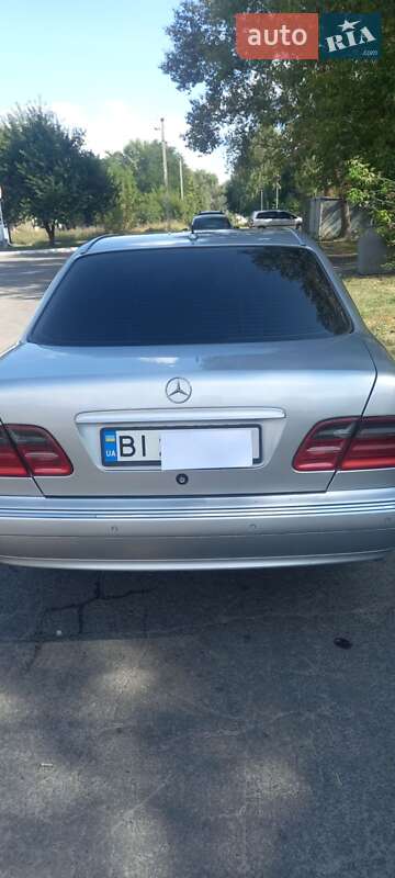Седан Mercedes-Benz E-Class 2000 в Полтаві