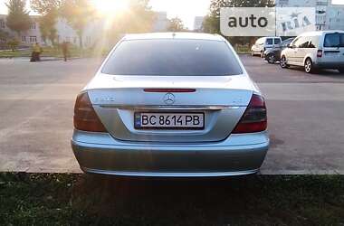 Седан Mercedes-Benz E-Class 2006 в Сокалі