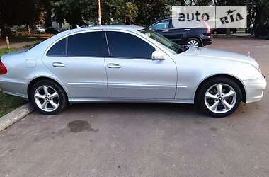 Седан Mercedes-Benz E-Class 2006 в Сокалі