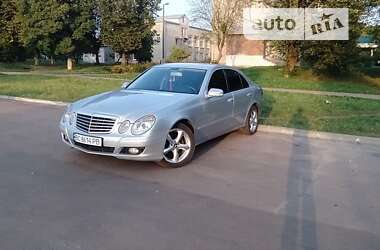 Седан Mercedes-Benz E-Class 2006 в Сокалі