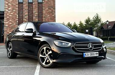 Седан Mercedes-Benz E-Class 2021 в 