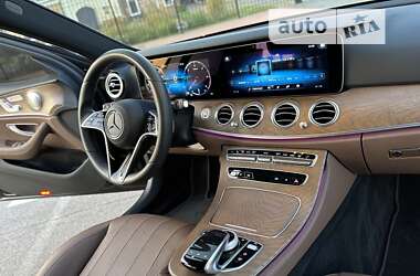Седан Mercedes-Benz E-Class 2021 в 