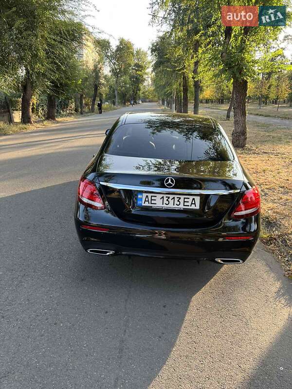Седан Mercedes-Benz E-Class 2018 в Кривому Розі
