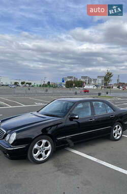 Седан Mercedes-Benz E-Class 2001 в Івано-Франківську