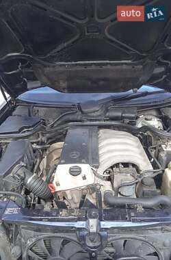 Седан Mercedes-Benz E-Class 1997 в 