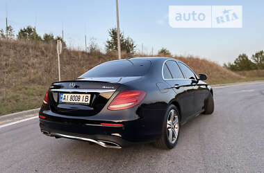 Седан Mercedes-Benz E-Class 2016 в 