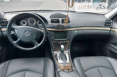 Седан Mercedes-Benz E-Class 2003 в Чернівцях