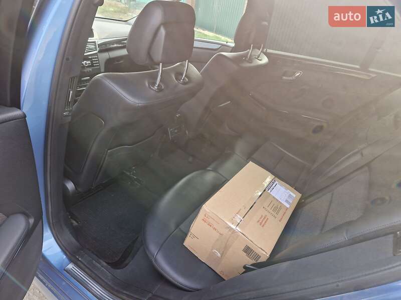 Універсал Mercedes-Benz E-Class 2011 в Києві