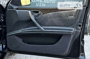Седан Mercedes-Benz E-Class 2001 в 