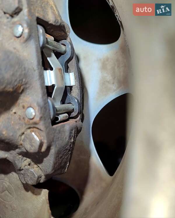 Седан Mercedes-Benz E-Class 1988 в Одессе