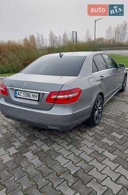 Седан Mercedes-Benz E-Class 2012 в Ковелі