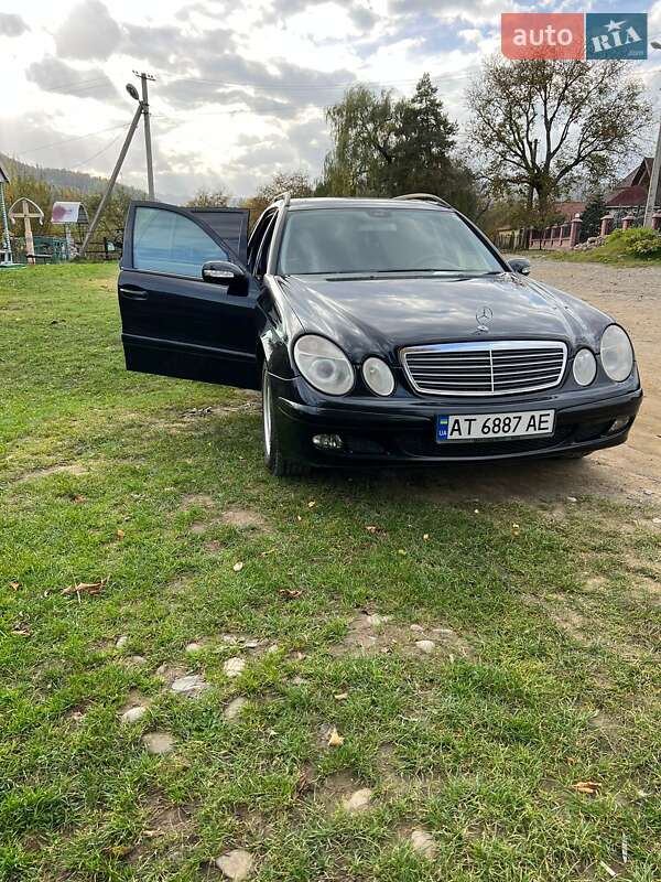 Универсал Mercedes-Benz E-Class 2005 в 