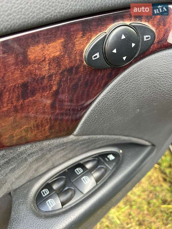 Универсал Mercedes-Benz E-Class 2005 в Косове