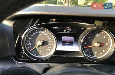 Седан Mercedes-Benz E-Class 2016 в 