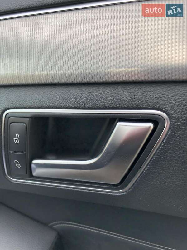 Седан Mercedes-Benz E-Class 2014 в Калуші